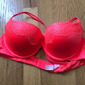 Victoria secret push up bra